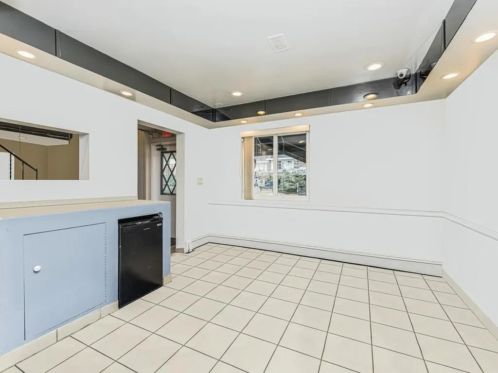 2132 Central Park Avenue Yonkers NY 10710