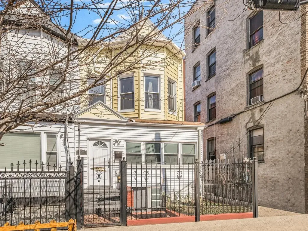 469 E 185th Street Bronx NY 10458