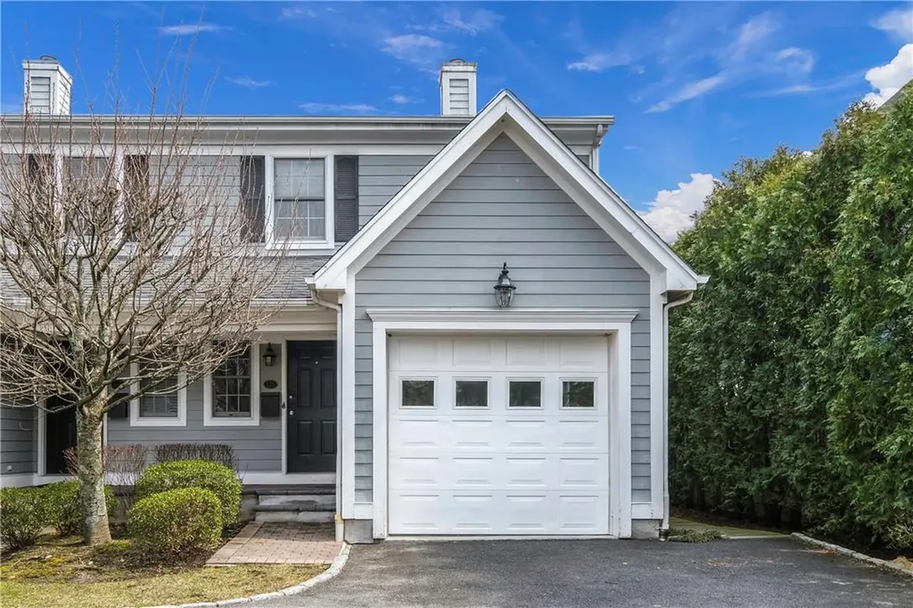 128 Wappanocca Avenue Rye NY 10580
