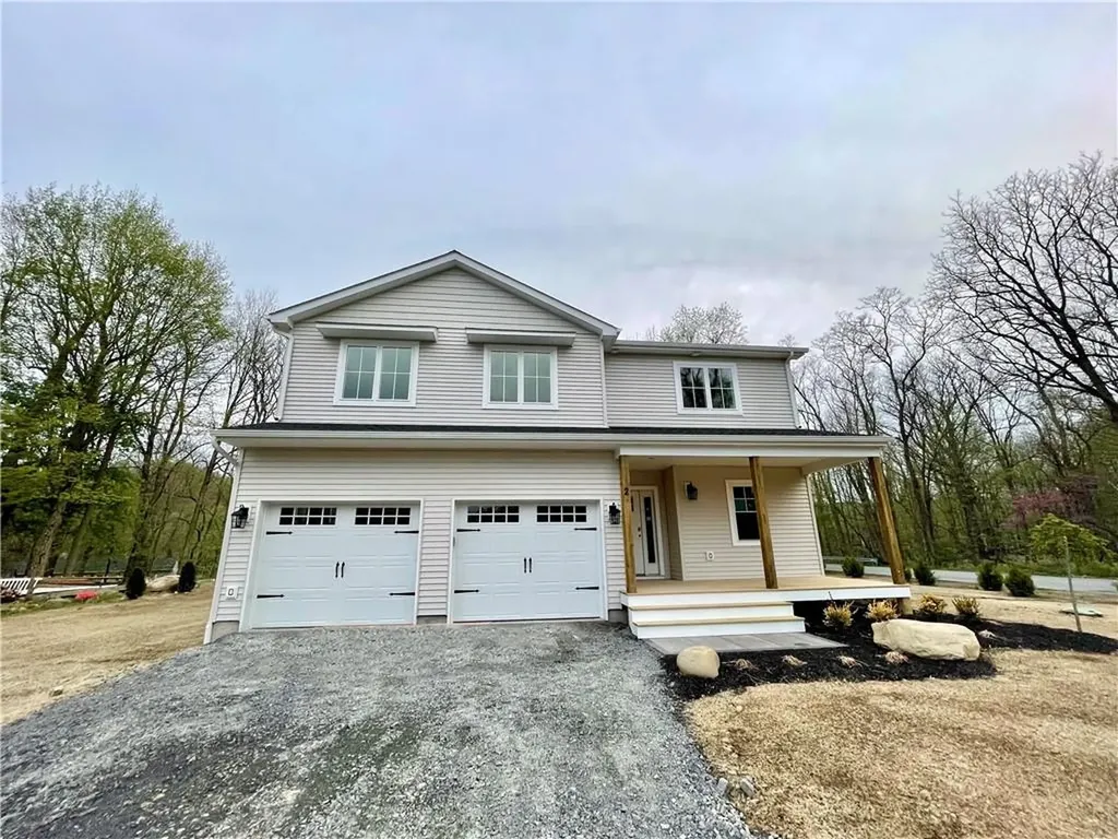 2 Leo Lane New Windsor NY 12553