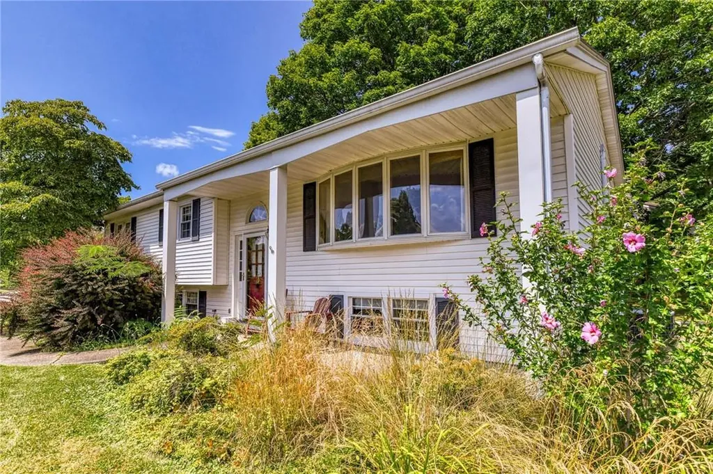 8 Cannon Drive New Windsor NY 12553