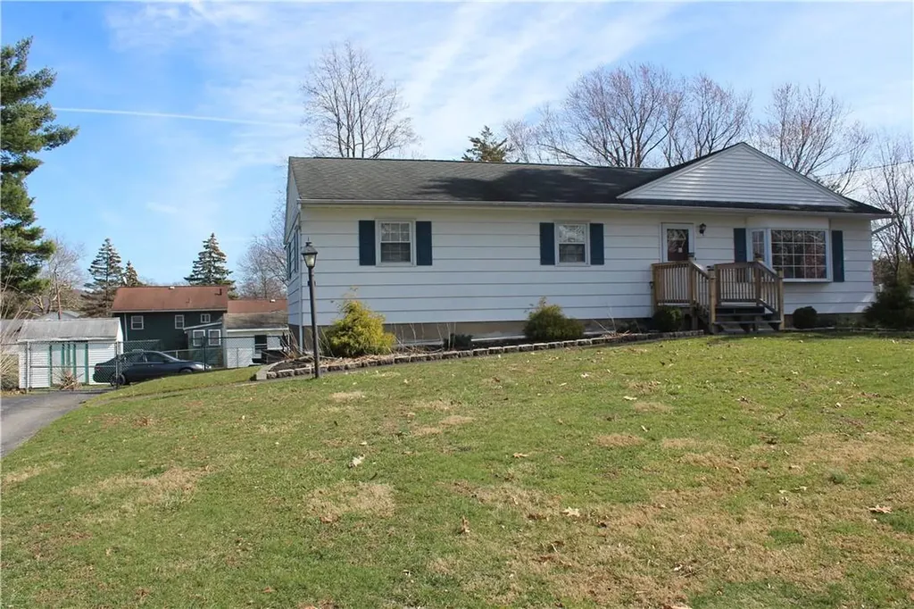 7 Regimental Place New Windsor NY 12553