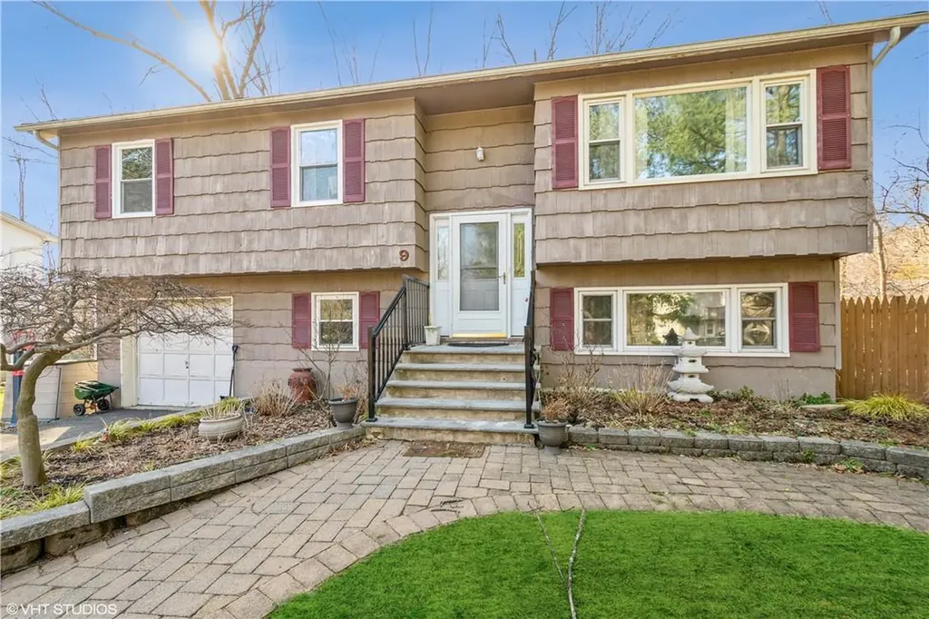 9 Headden Drive Spring Valley NY 10977