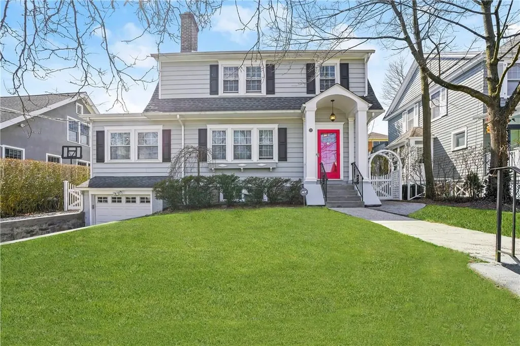 12 Bronson Avenue Larchmont NY 10538