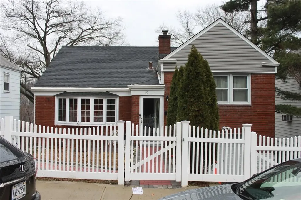 52 Linn Avenue Yonkers NY 10705