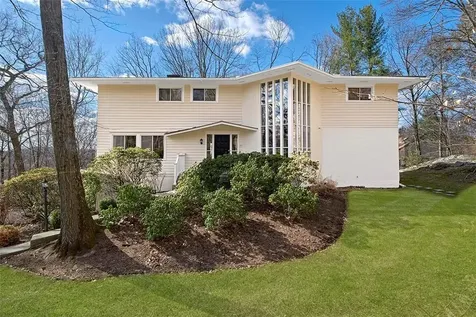 2 Neustadt Lane Chappaqua NY 10514