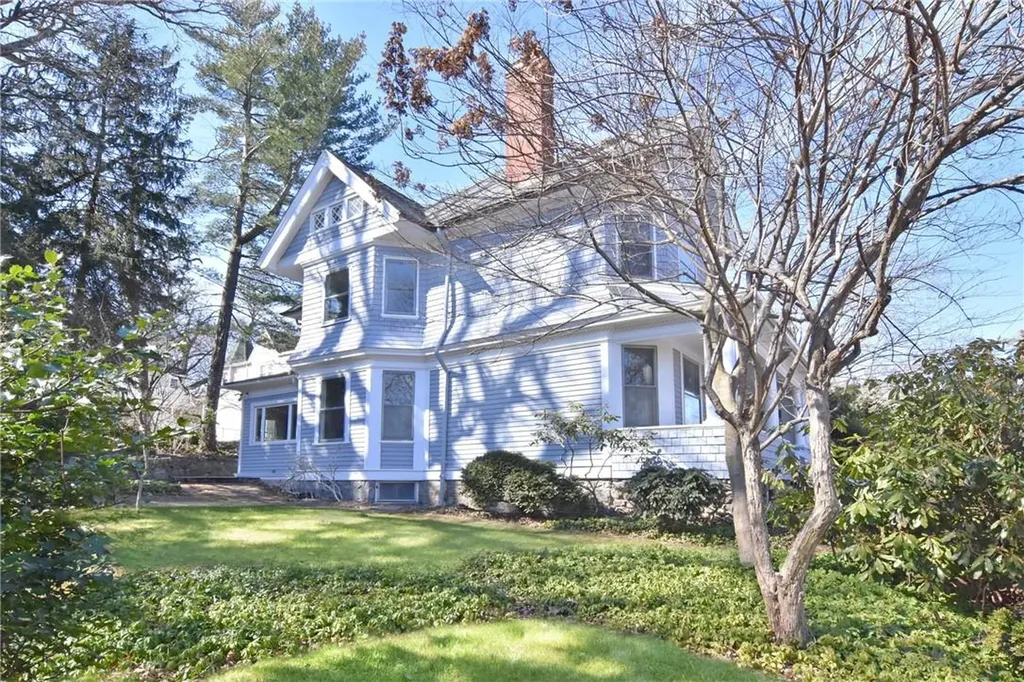 49 Desmond Avenue Bronxville NY 10708
