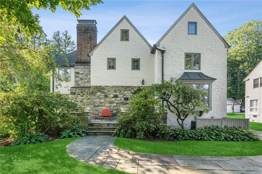 151 Brite Avenue Scarsdale NY 10583