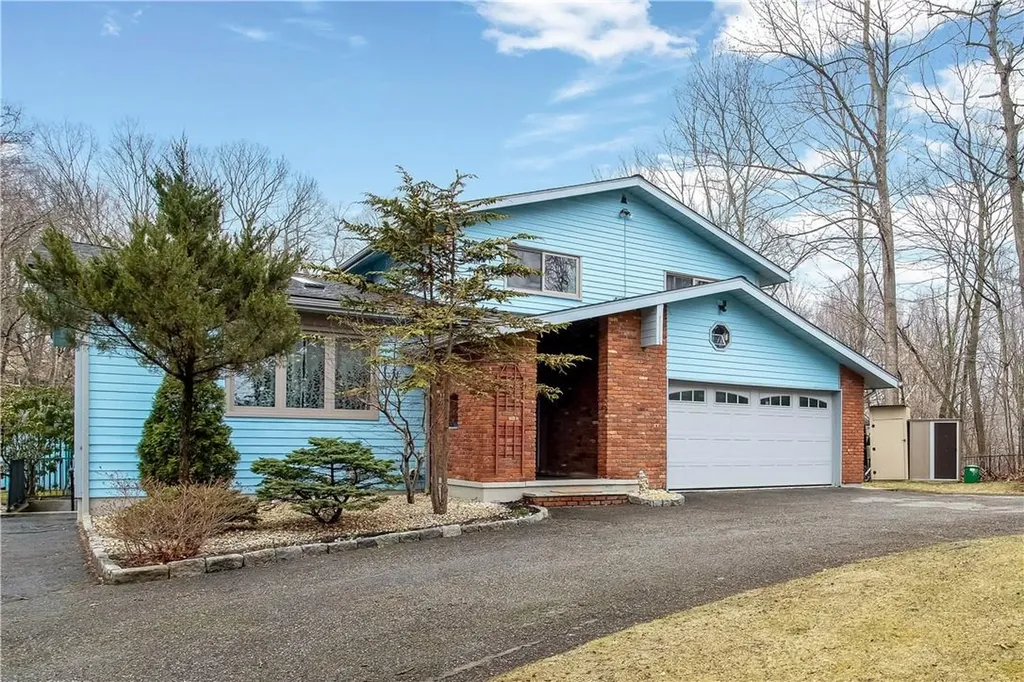 84 Maple Wood Drive Brewster NY 10509