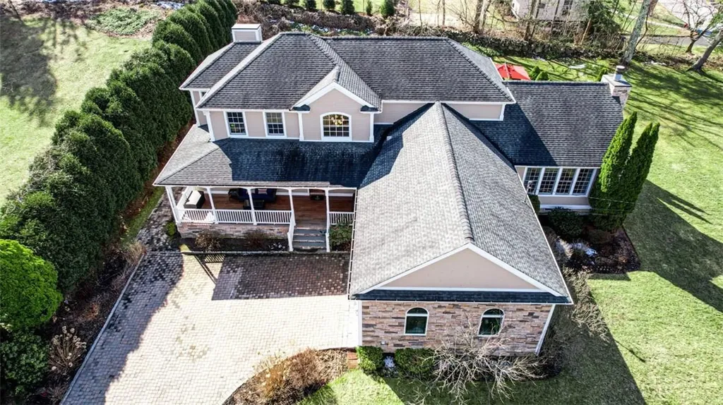 182 Finmor Drive White Plains NY 10607