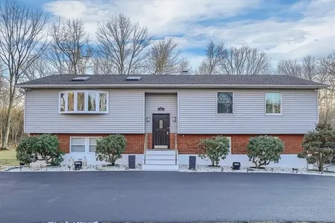 10 Cavelo Road Hopewell Junction NY 12533