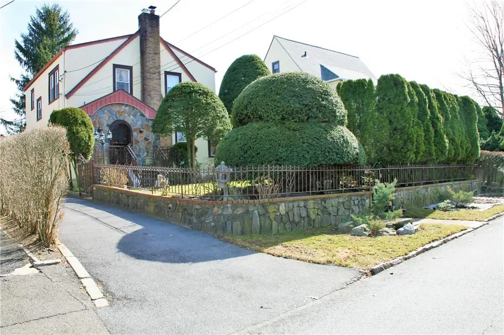 40 Bronson Avenue Scarsdale NY 10583