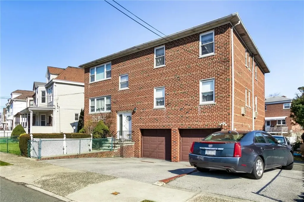 31 Hildreth Place Yonkers NY 10704