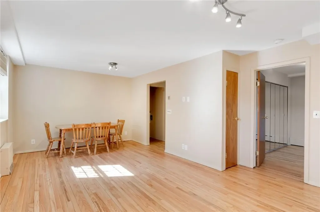 31 Hildreth Place Yonkers NY 10704