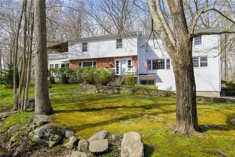17 Pine Drive Pound Ridge NY 10576