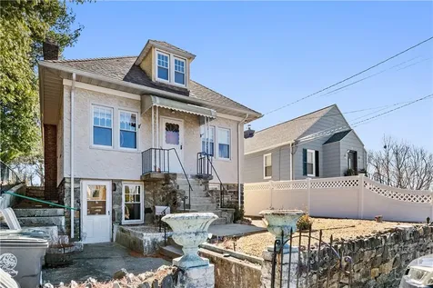 27 Kirby Terrace White Plains NY 10603
