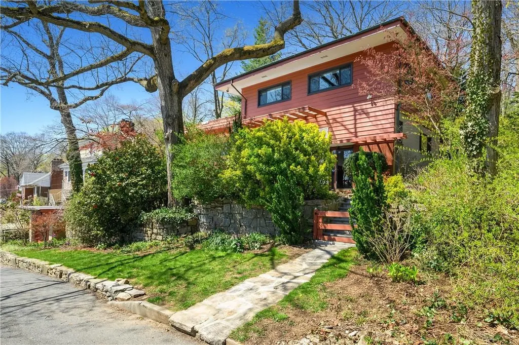 145 Linn Avenue Yonkers NY 10705