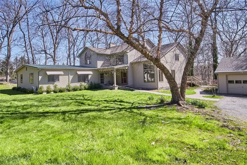 293 Pine Hill Road Chester NY 10918