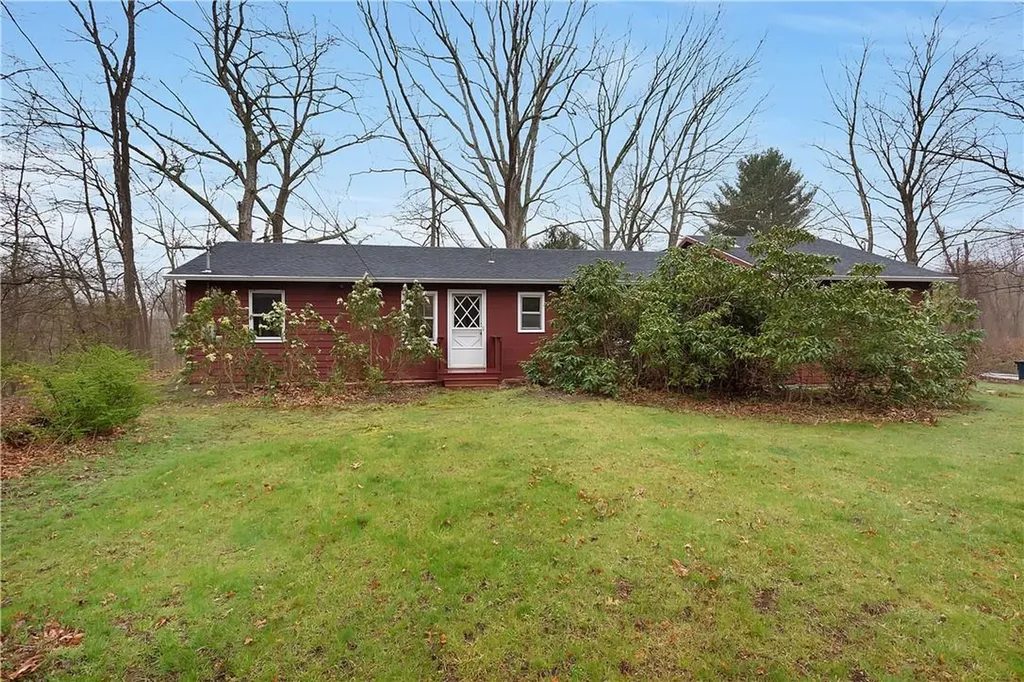 12 Crescent Road Mahopac NY 10541