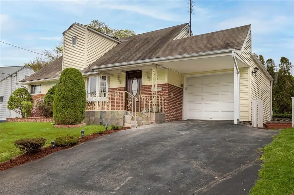 46 Hazelton Road Yonkers NY 10710