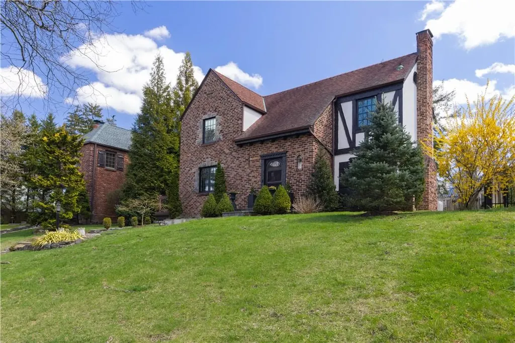 20 Whistler Road Scarsdale NY 10583
