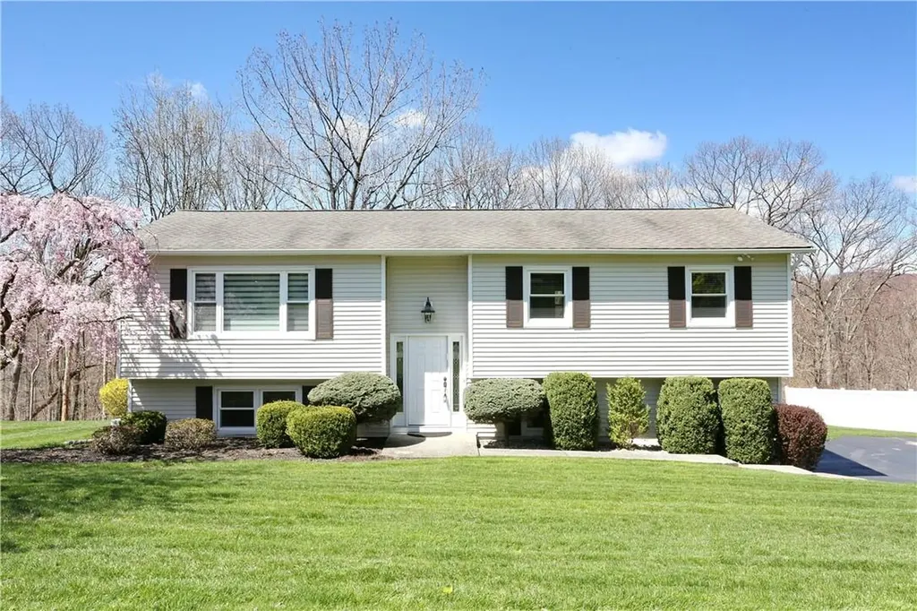 58 Riverglen Drive Thiells NY 10984
