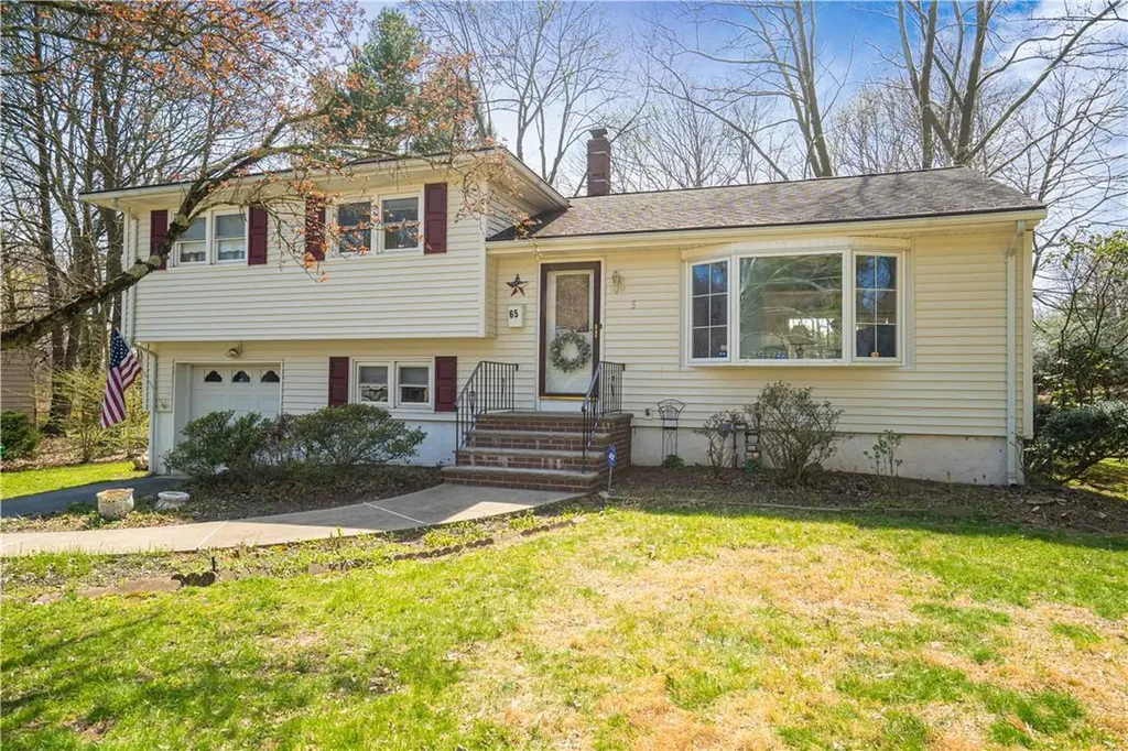 65 Pine Tree Lane Tappan NY 10983