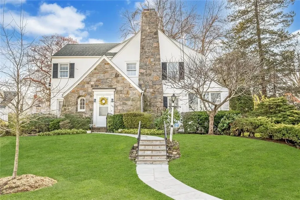 136 Ralph Avenue White Plains NY 10606