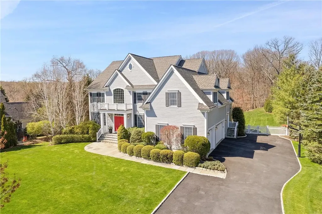 67 Stonewall Circle West Harrison NY 10604