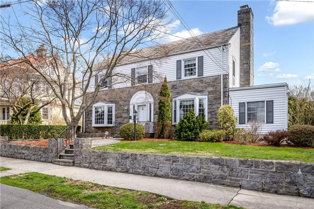 225 Commonwealth Avenue Mount Vernon NY 10552