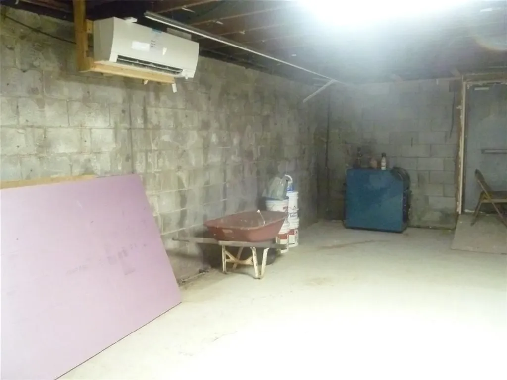 546 Vassar Road Poughkeepsie NY 12603