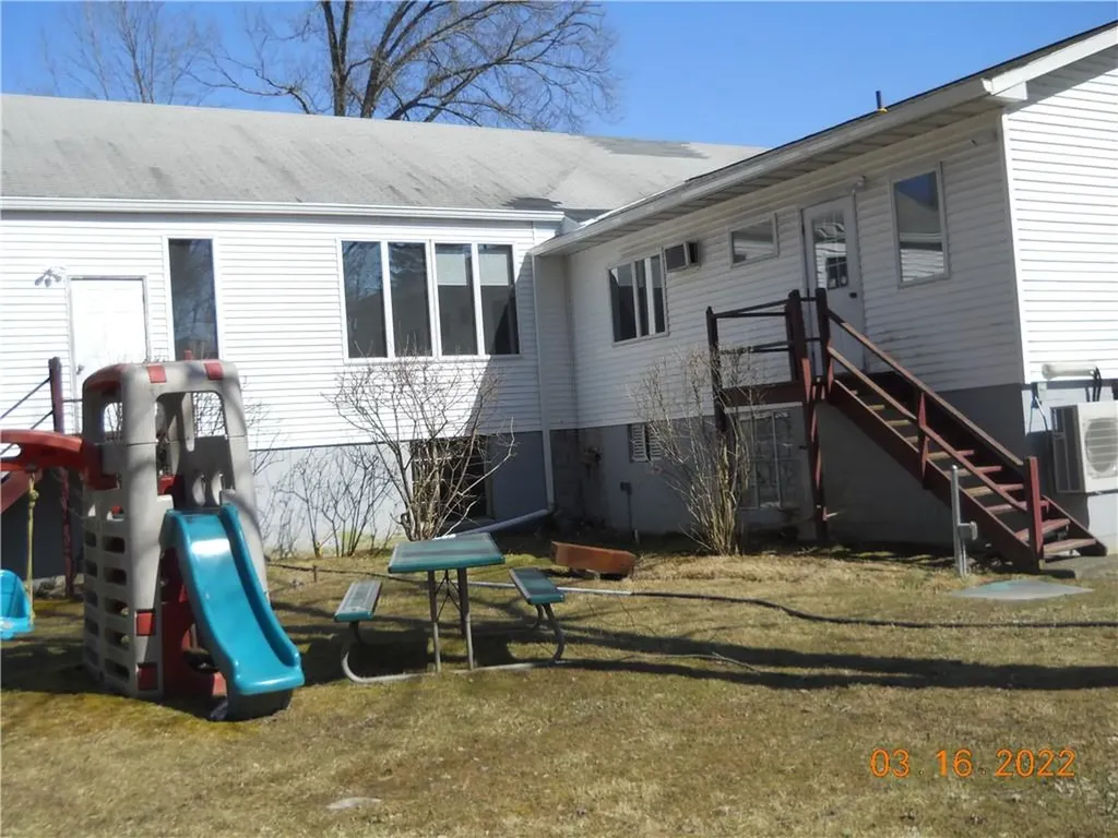 546 Vassar Road Poughkeepsie NY 12603