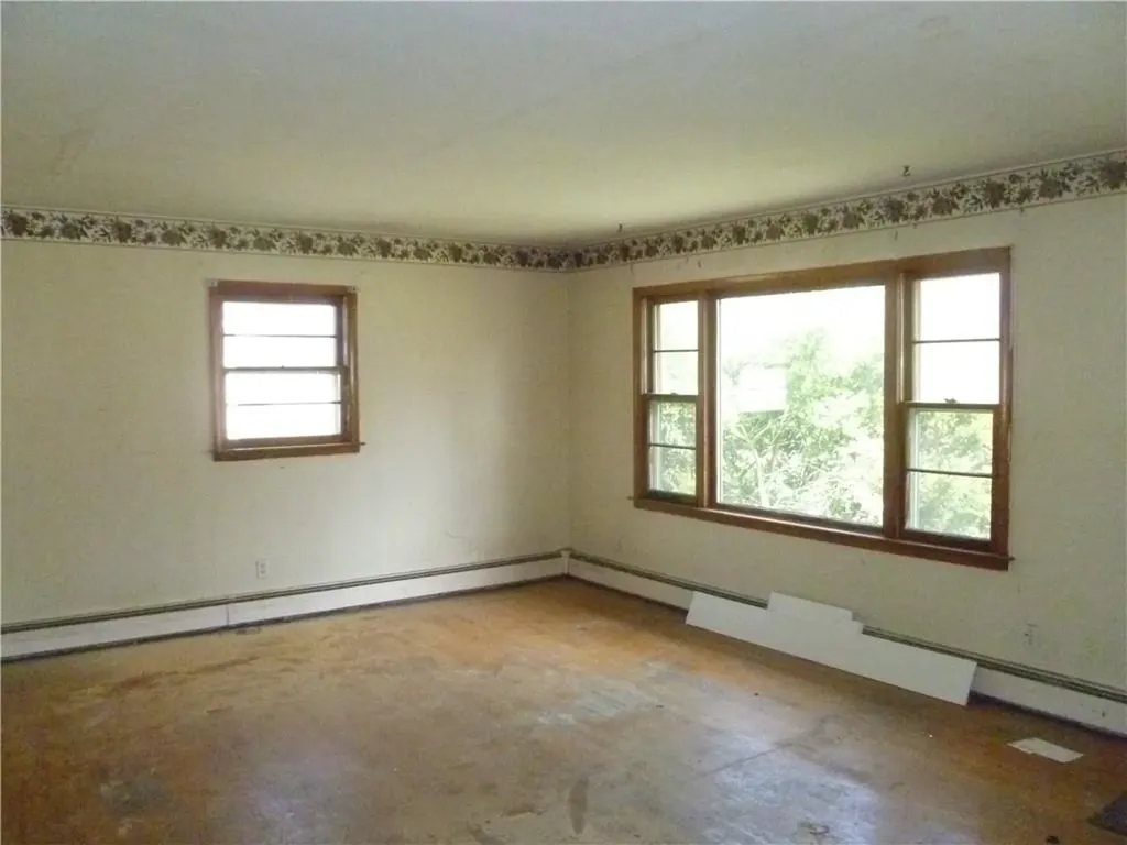 546 Vassar Road Poughkeepsie NY 12603