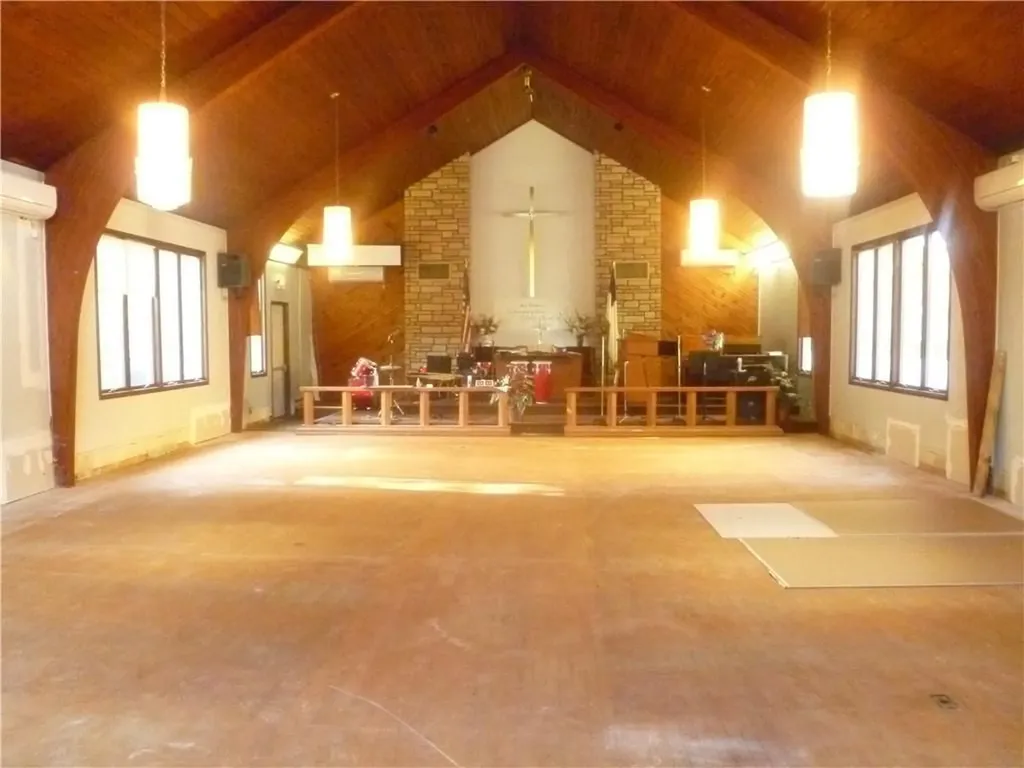 546 Vassar Road Poughkeepsie NY 12603