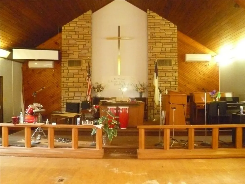 546 Vassar Road Poughkeepsie NY 12603