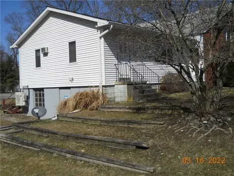 546 Vassar Road Poughkeepsie NY 12603