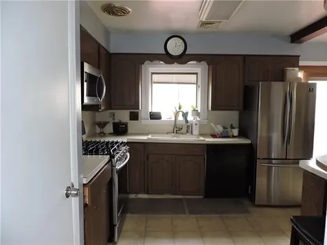 8 W Palmer Avenue Nanuet NY 10954