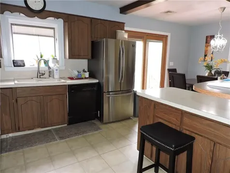 8 W Palmer Avenue Nanuet NY 10954