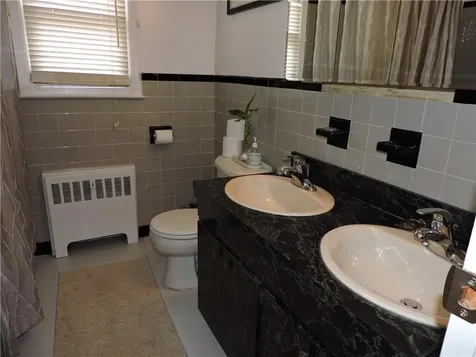8 W Palmer Avenue Nanuet NY 10954