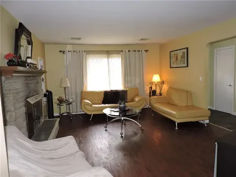 8 W Palmer Avenue Nanuet NY 10954