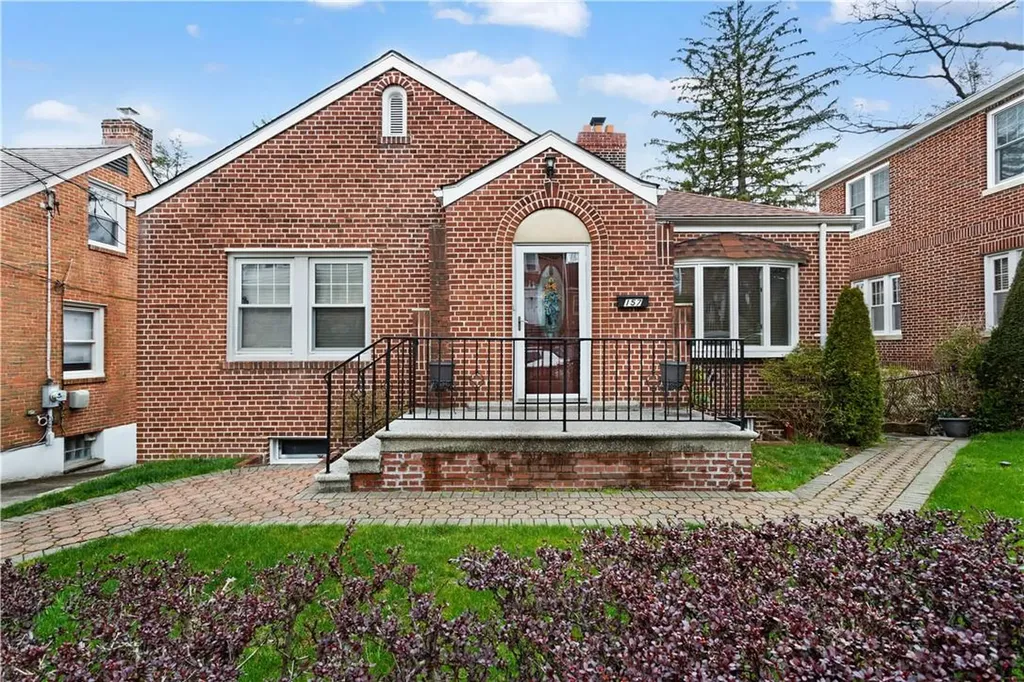 157 Lee Avenue Yonkers NY 10705