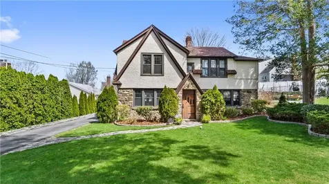 41 Roosevelt Drive Valhalla NY 10595