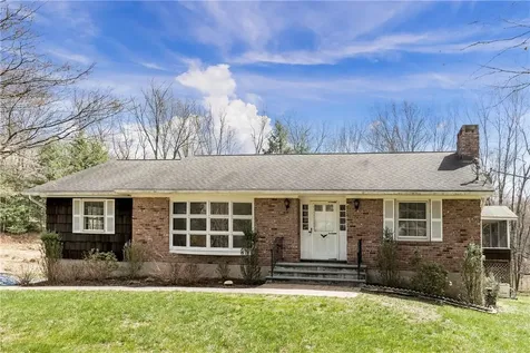 13 Valley Pond Road Katonah NY 10536