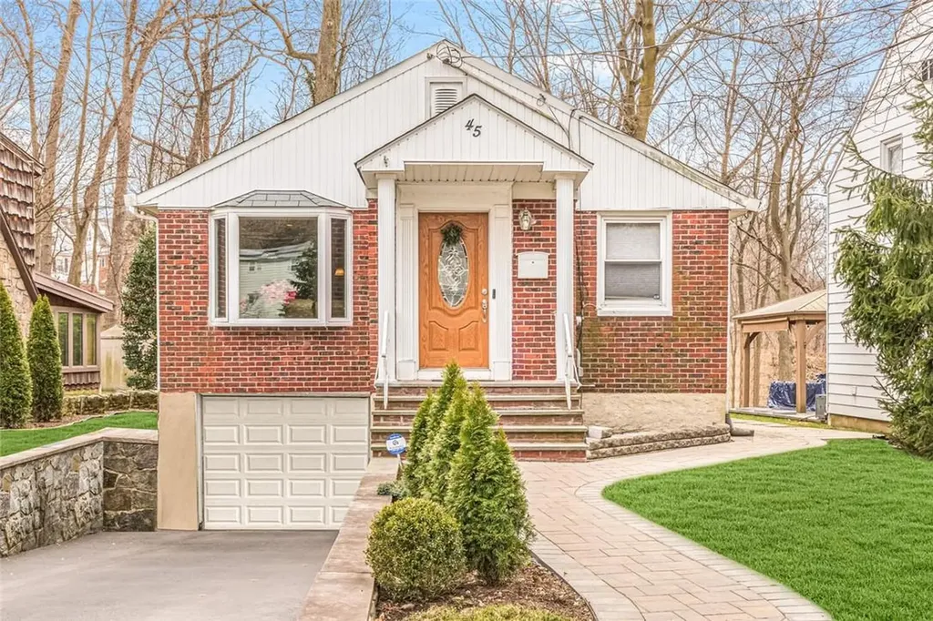 45 Brynwood Road Yonkers NY 10701