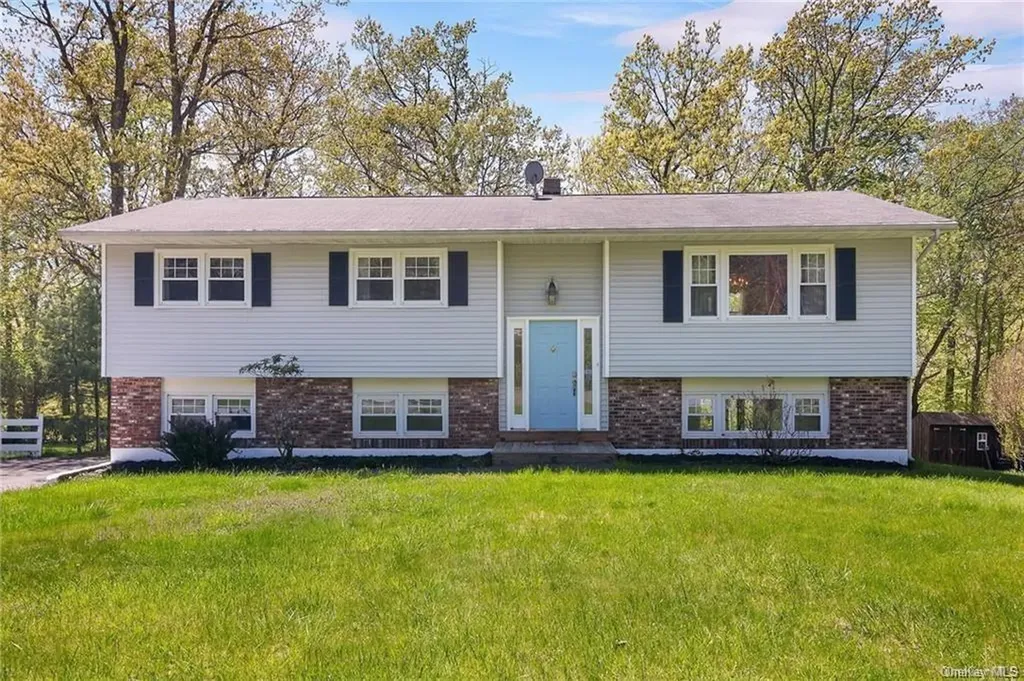 21 Juniper Lane Monroe NY 10950