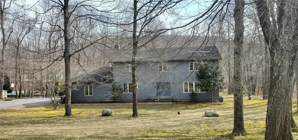 5 Cobbling Rock Drive Katonah NY 10536