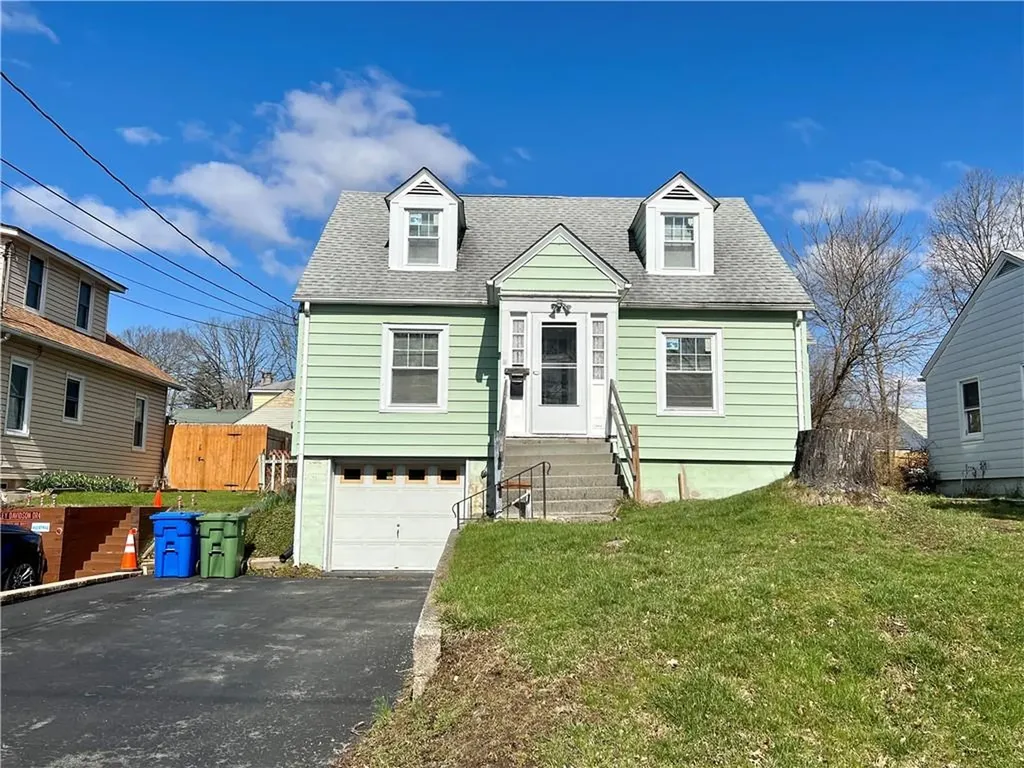 7 Woods Place Middletown NY 10940