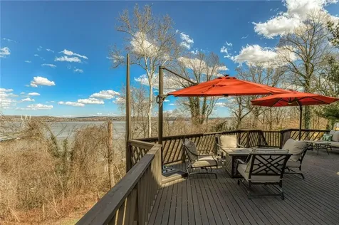 1119 S Route 9w S Nyack NY 10960