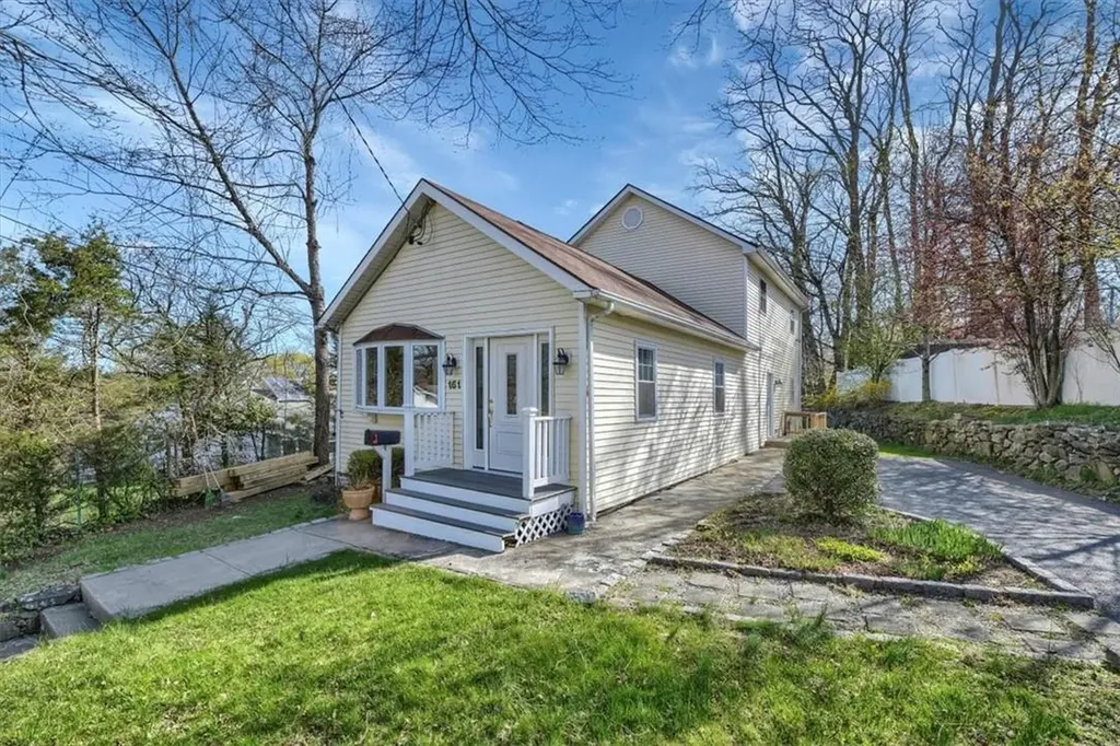 161 Bannon Avenue Buchanan NY 10511