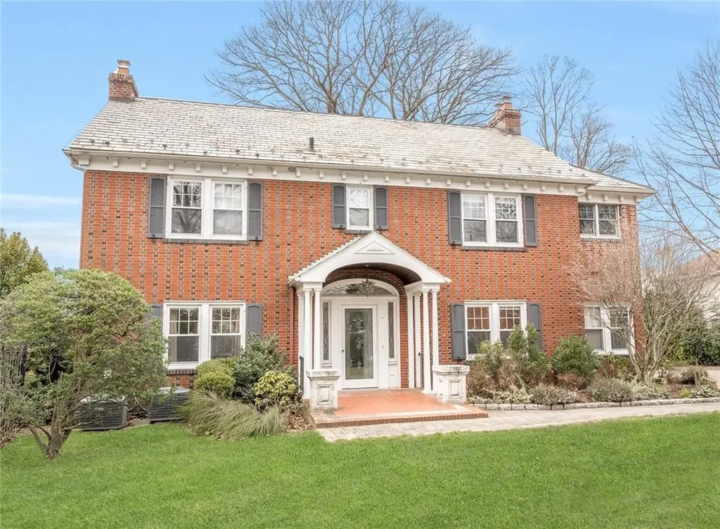 551 White Plains Road Eastchester NY 10709